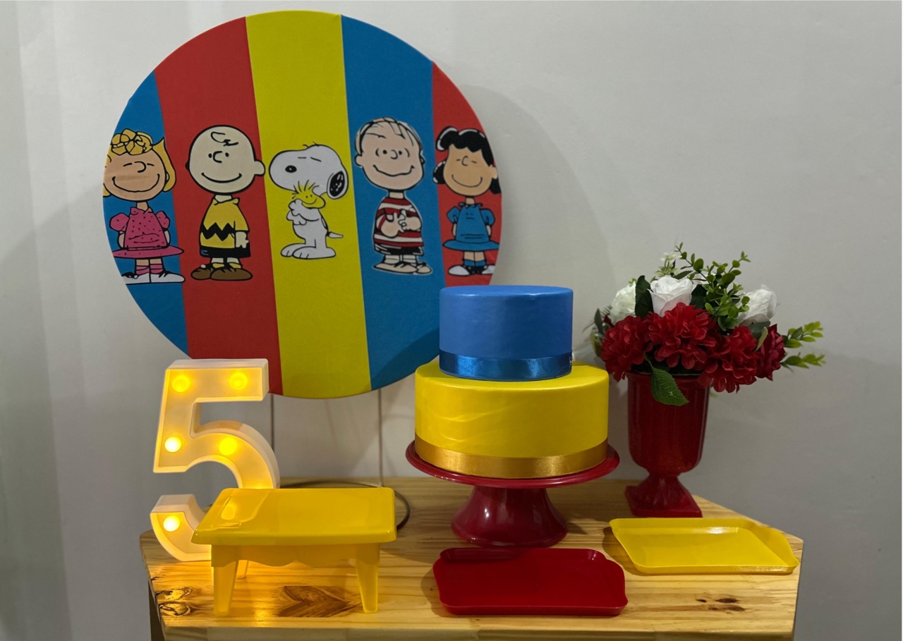 Kit Festa Na Mesa P Snoopy - A FESTA E DECORAÇÃO