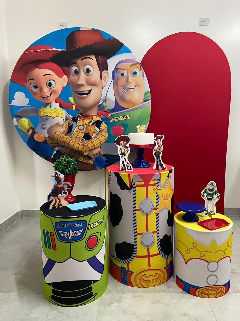 Kit Completo Com Romano Toy Story  - A FESTA E DECORAÇÃO