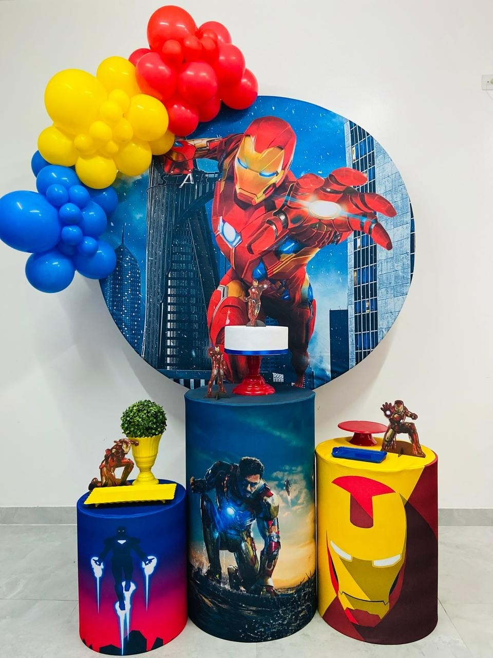 Kit Completo Com Balões Homem de Ferro - A FESTA E DECORAÇÃO