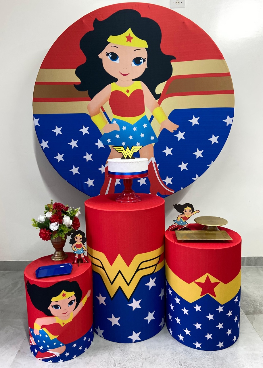 Kit Básico Mulher Maravilha  - A FESTA E DECORAÇÃO