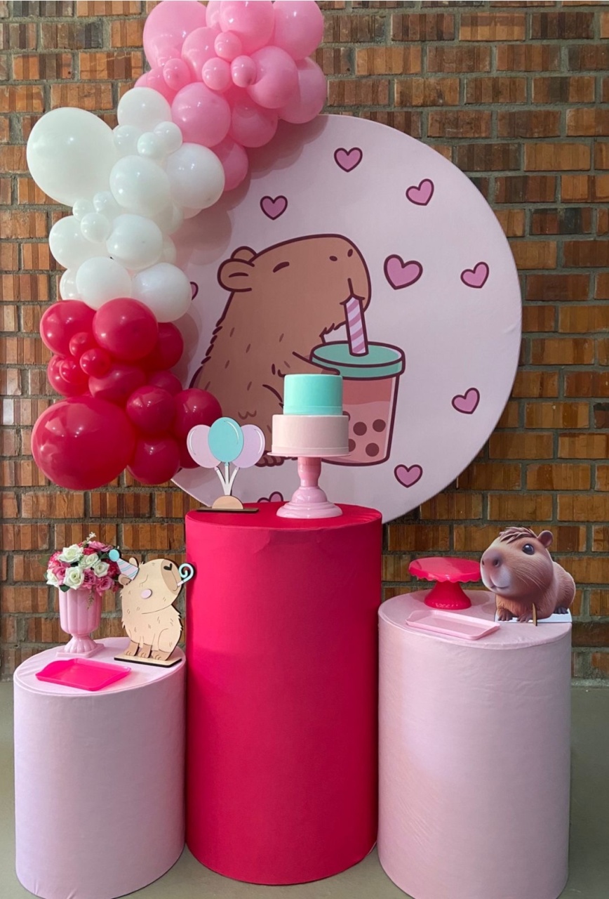 Kit Completo Com Balões Capivara Rosa Com Corações - A FESTA E DECORAÇÃO
