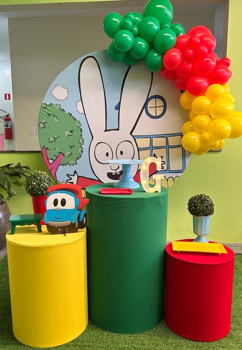 Kit Básico Simon O Coelho - A FESTA E DECORAÇÃO