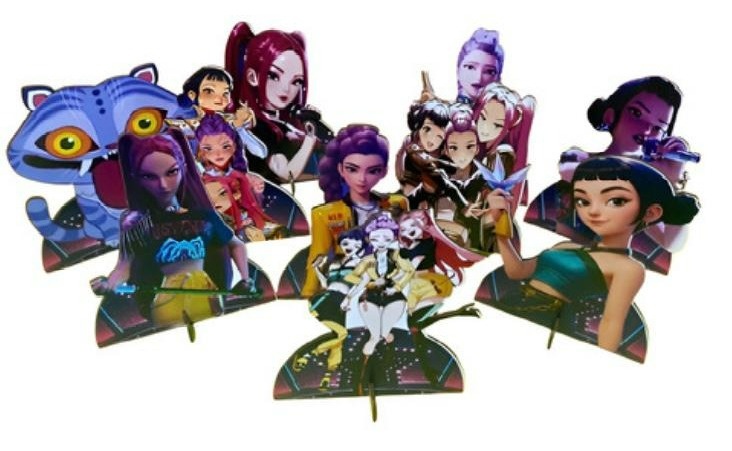 Display Guerreiras Kpop - A FESTA E DECORAÇÃO