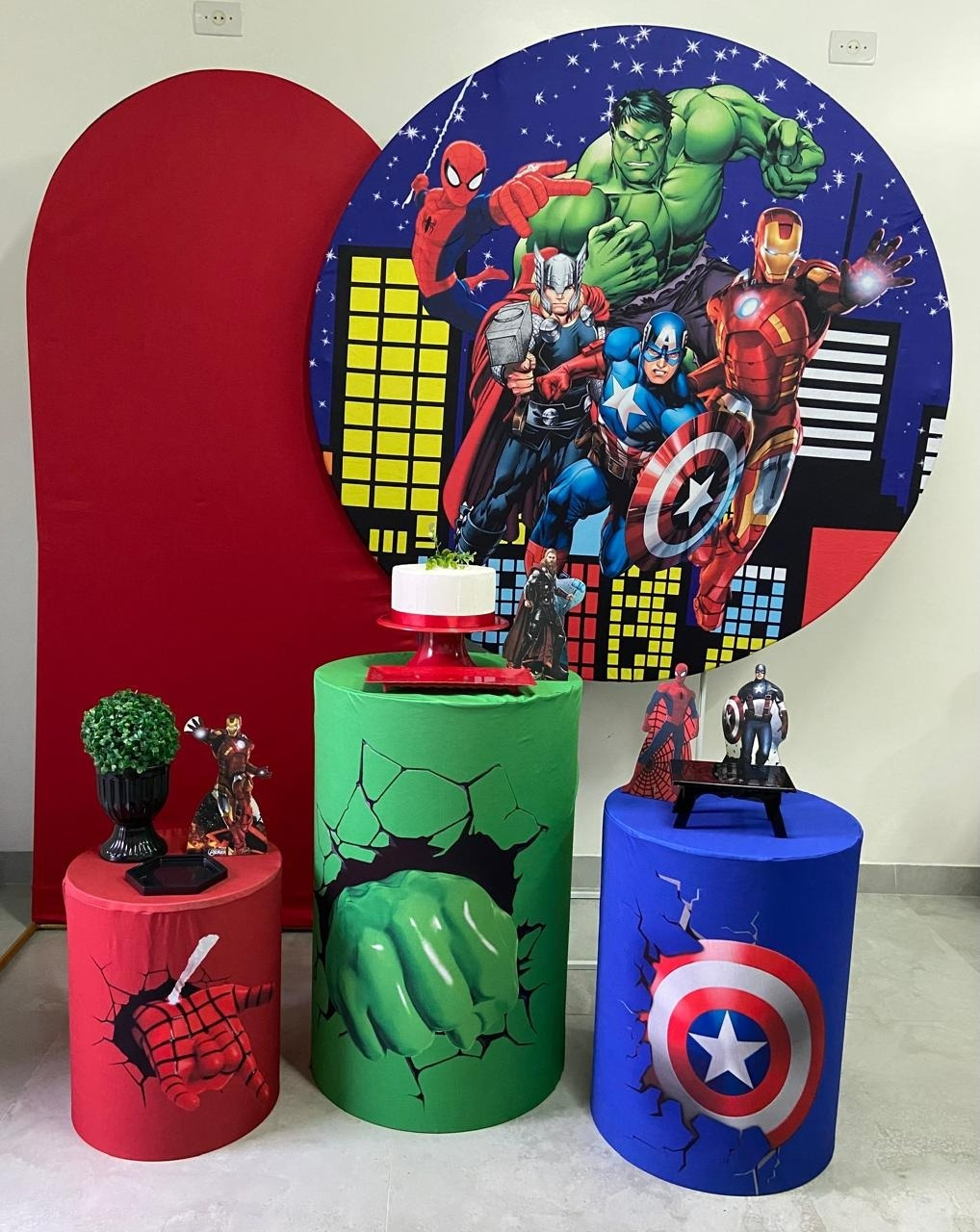Kit Completo Com Romano Heróis   - A FESTA E DECORAÇÃO