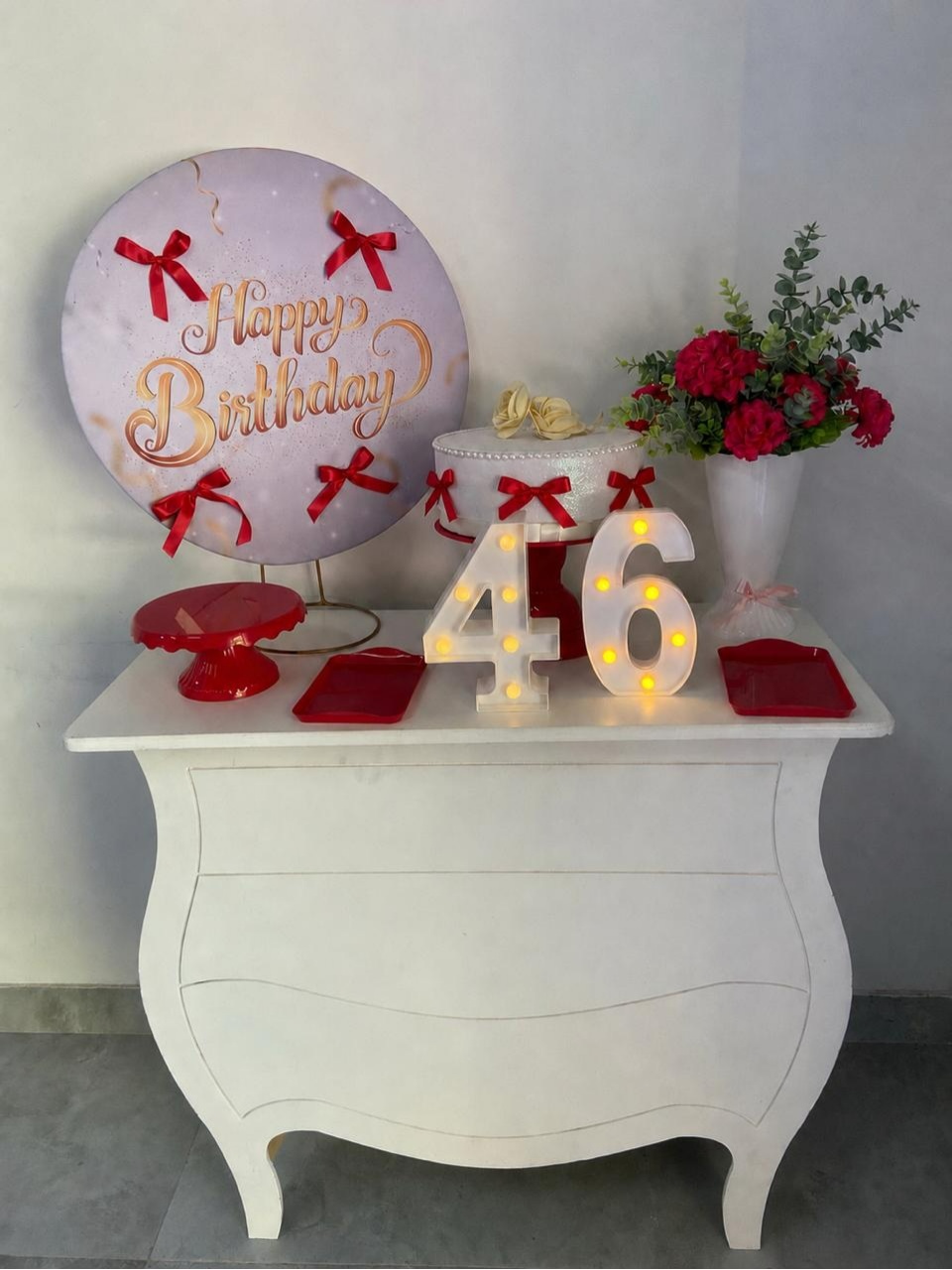 Festa Na Mesa G Banco Com Vermelho - A FESTA E DECORAÇÃO