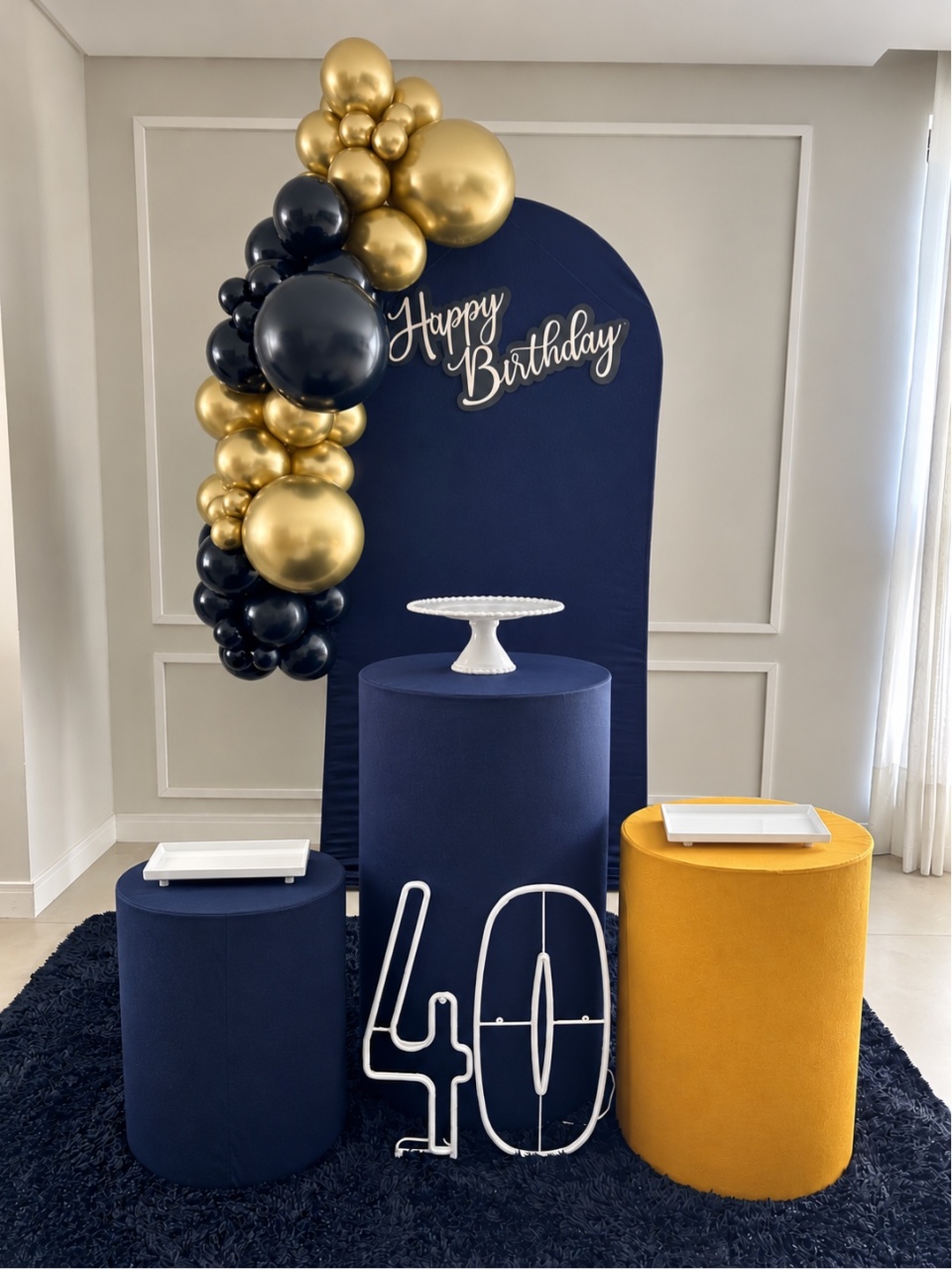 Kit Super Luxo Azul Marinho Com Mostarda Com Arco de Balões - A FESTA E DECORAÇÃO