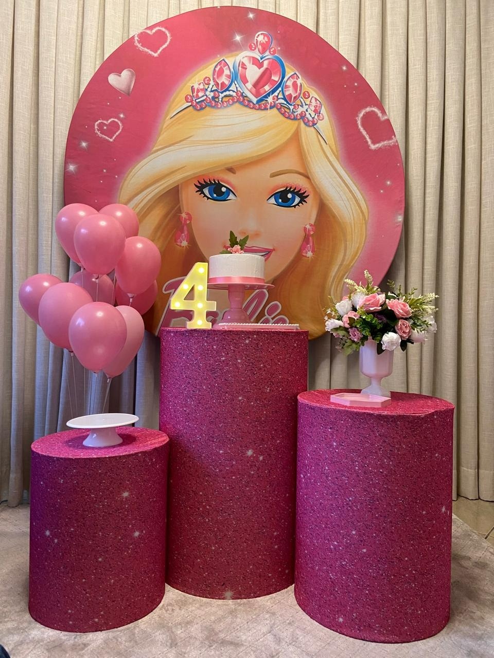 Kit Completo Com Balão Barbie Cilíndro Pink  - A FESTA E DECORAÇÃO