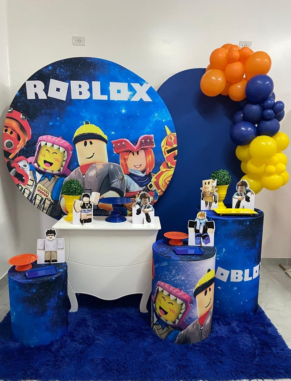 Kit Luxo Roblox  - A FESTA E DECORAÇÃO