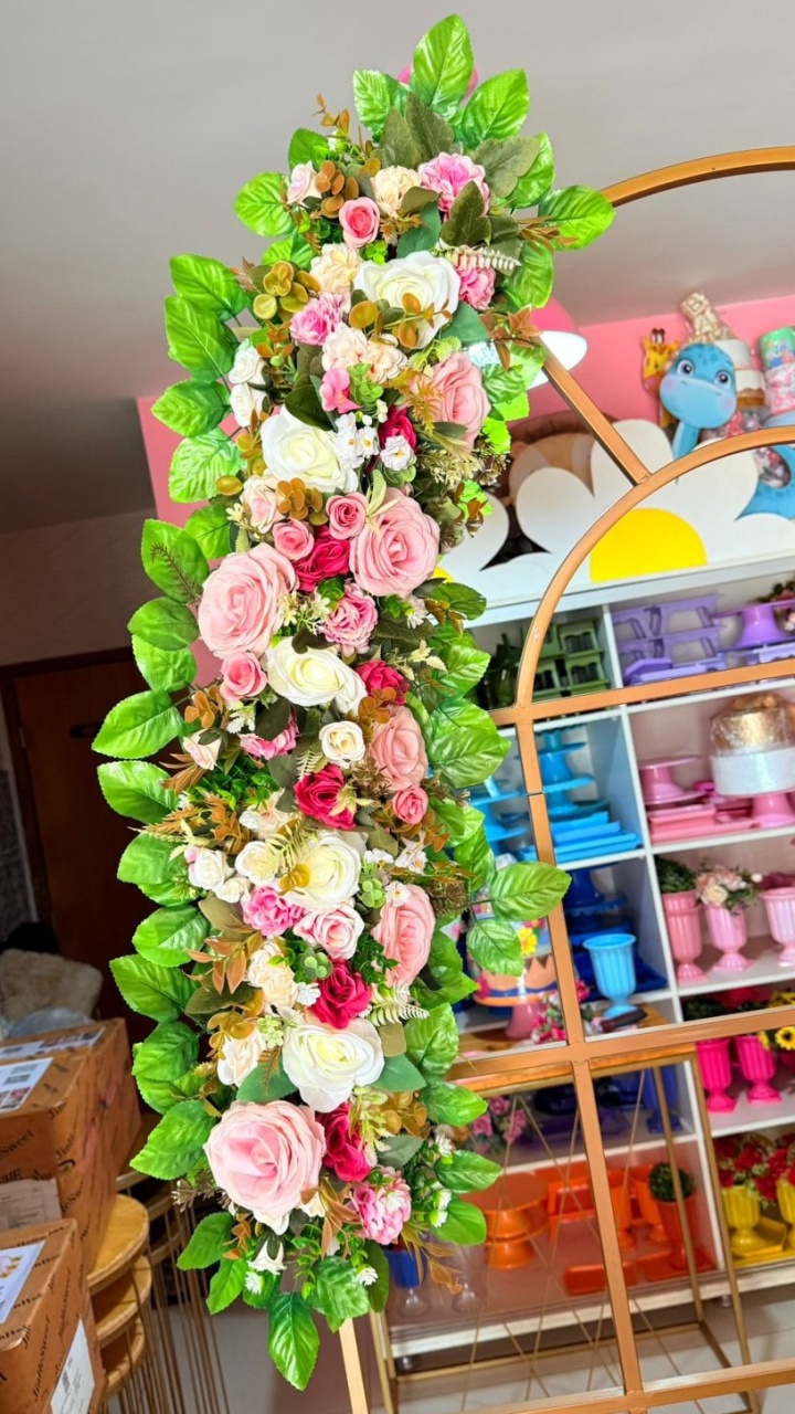  Arranjo de Flores P/ Painel Rosa E Branco  (G)    - suh pegue monte 
