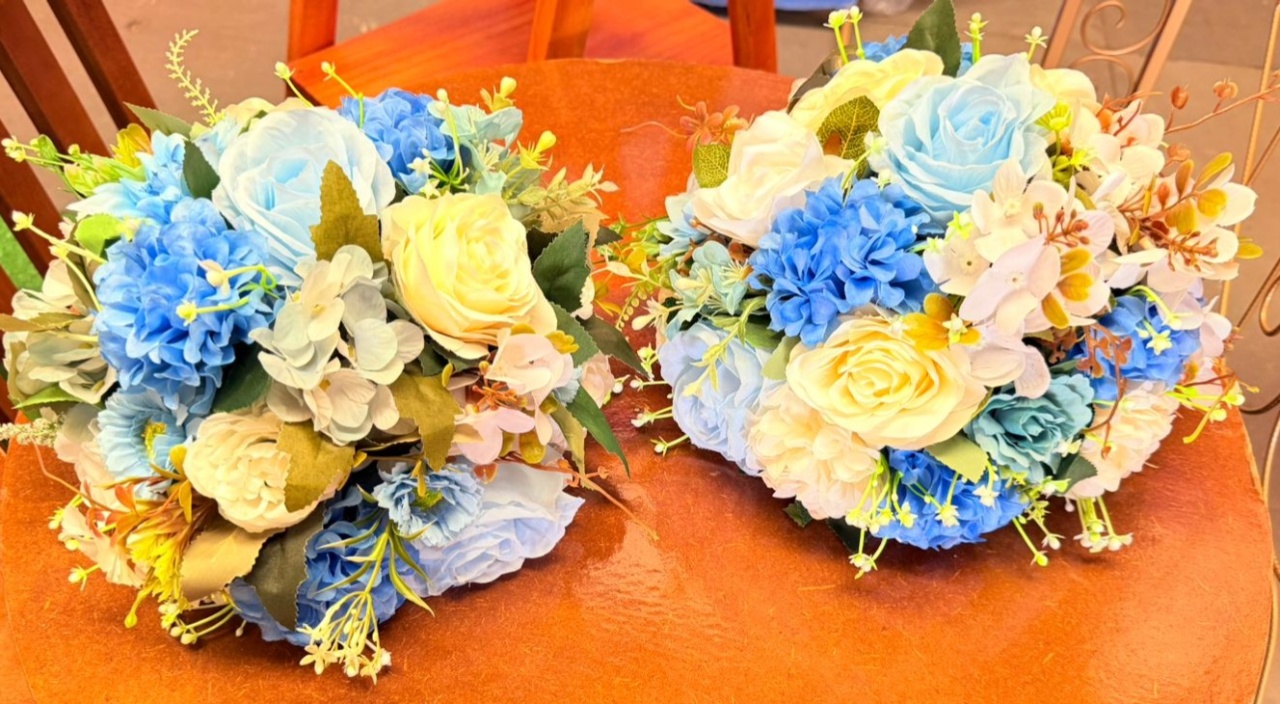Arranjo de Flor Azul Claro - suh pegue monte 