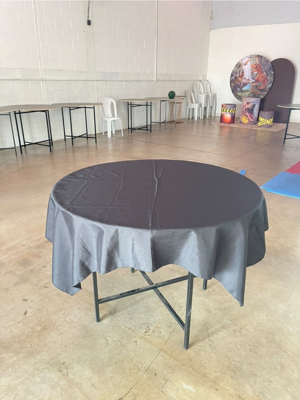 Forro de Mesa 4 Lugares Preto (Mesa Posta) Mesa Redonda - suh pegue monte 