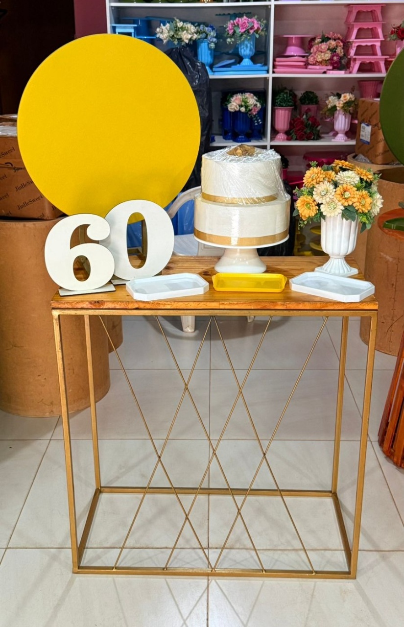Festa Na Mesa Amarelo  + Mesa G   - suh pegue monte 