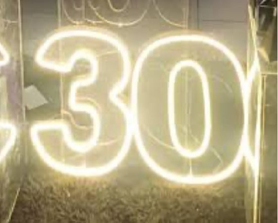 Idade 30 Em Led     - suh pegue monte 