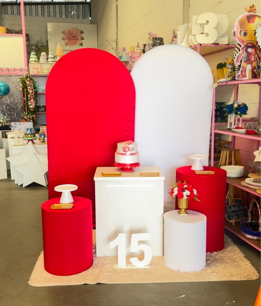Romano Vermelho+Branco Com Bomber Branco+Idade Mdf (Grande) - suh pegue monte 