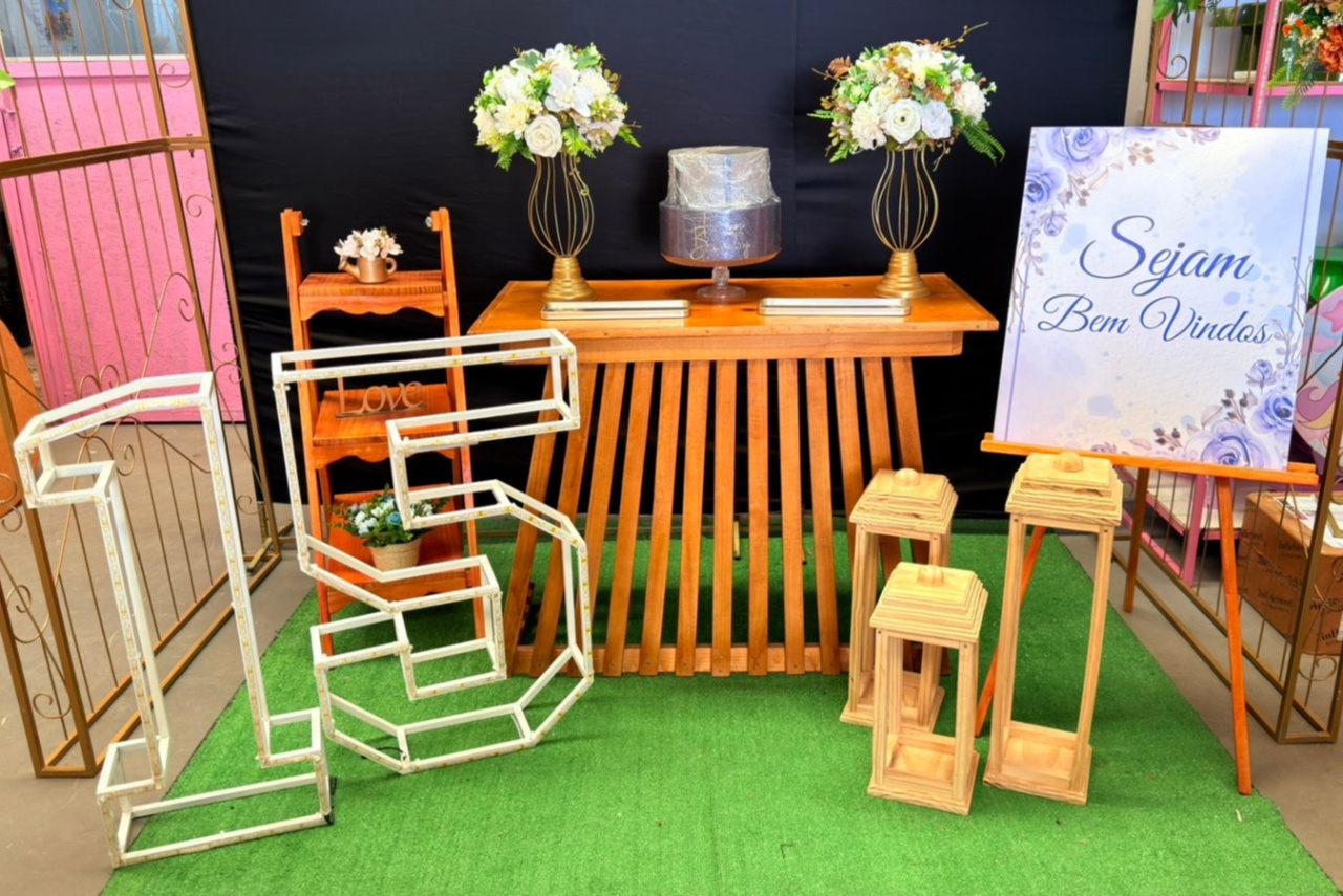 Mesa Rustica + Acervo ( Gazebo) - suh pegue monte 