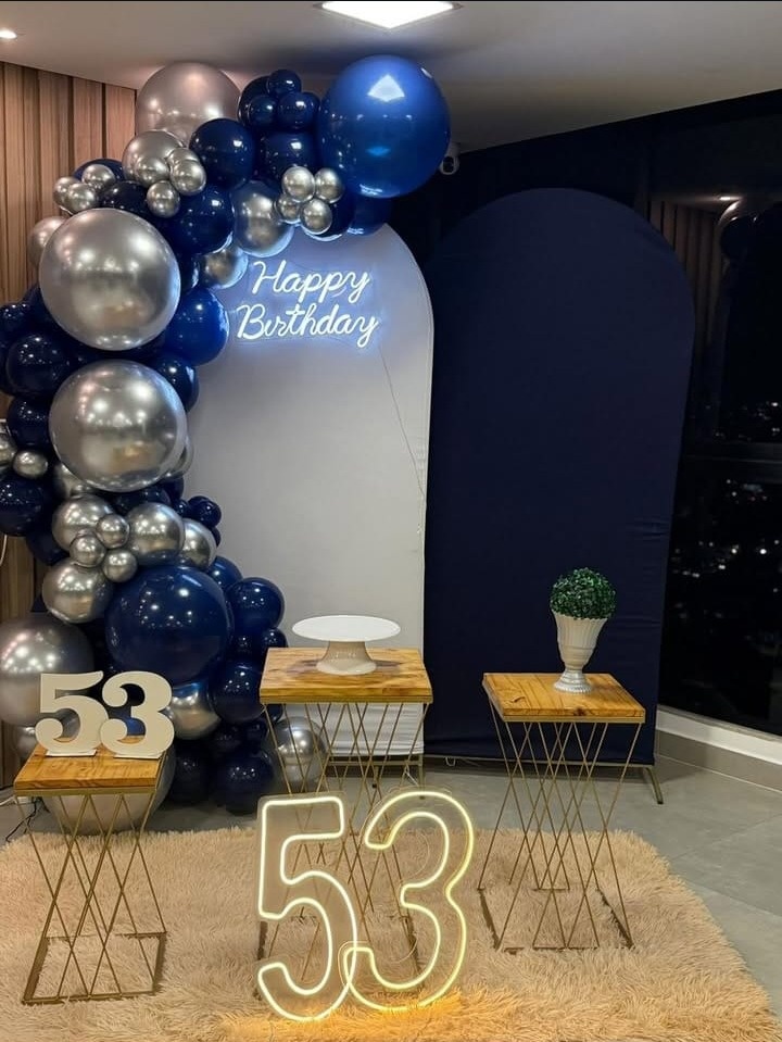 Romano Branco E Azul + Trançadas+ Led Happy - suh pegue monte 