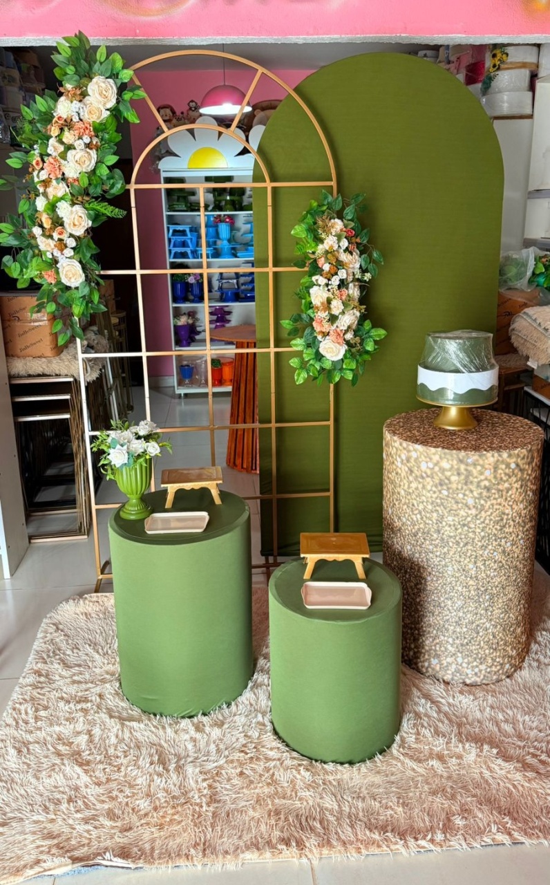 Painel Janela + Romano Verde Musgo + Cilindro G Dourado ) - suh pegue monte 