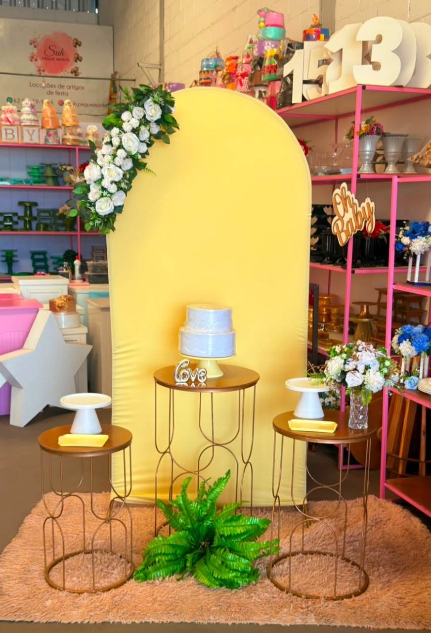 Romano Amarelo Candy E Bj Luxo + Arranjo Painel - suh pegue monte 