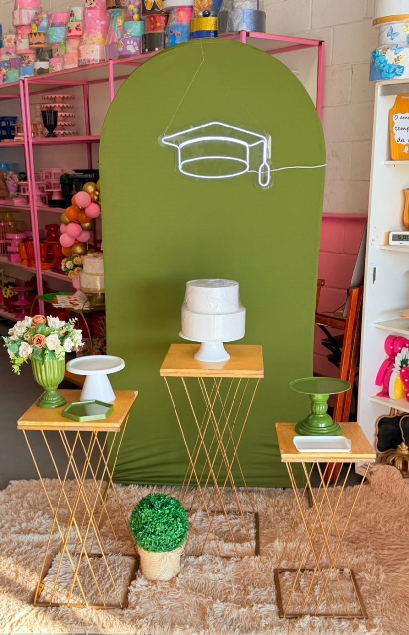 Romano Verde Musgo  +Trançada + Led Formatura  - suh pegue monte 