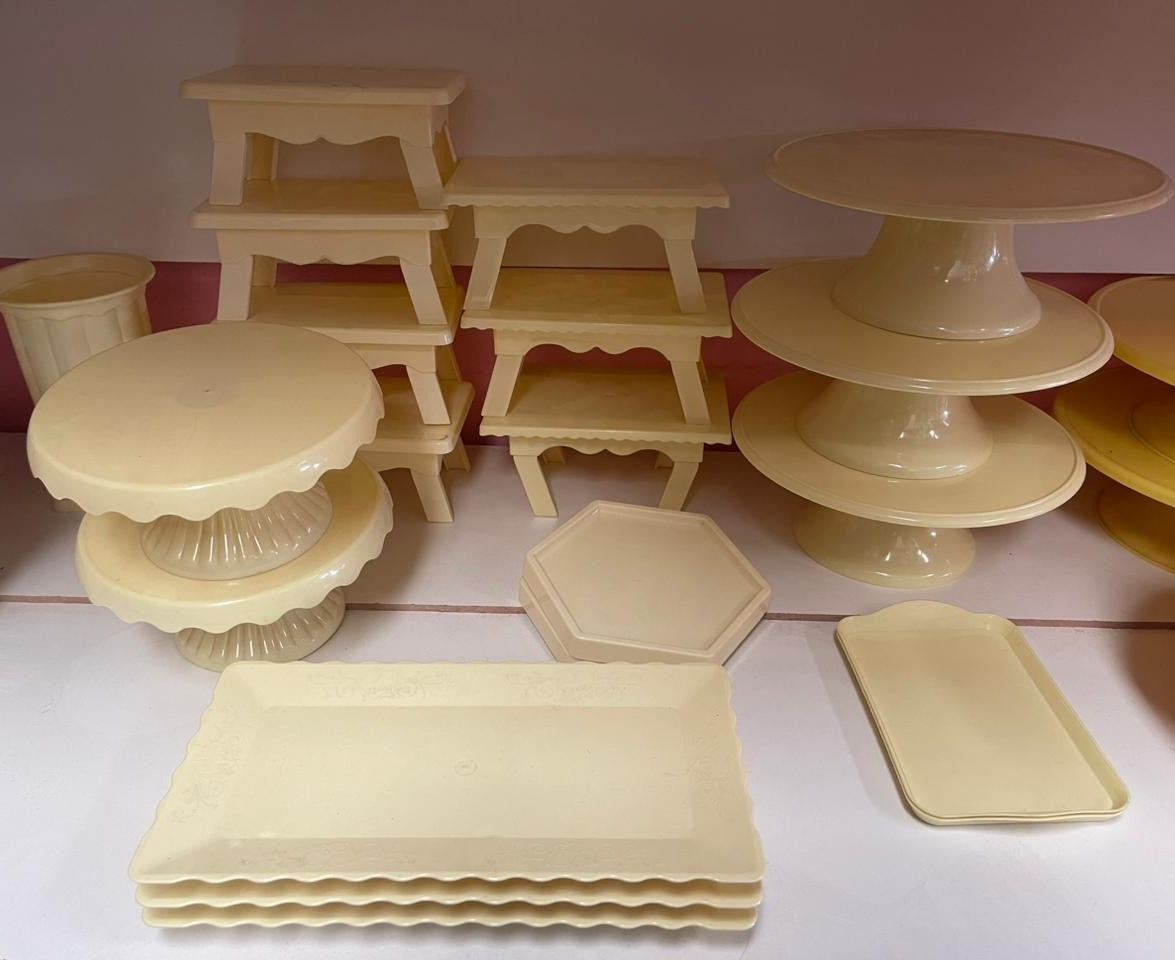 Bandeijas de Doces Amarelo Kand - suh pegue monte 