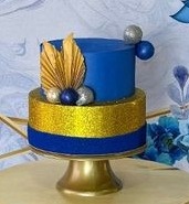Bolo Fake Azul Com Dourado - suh pegue monte 