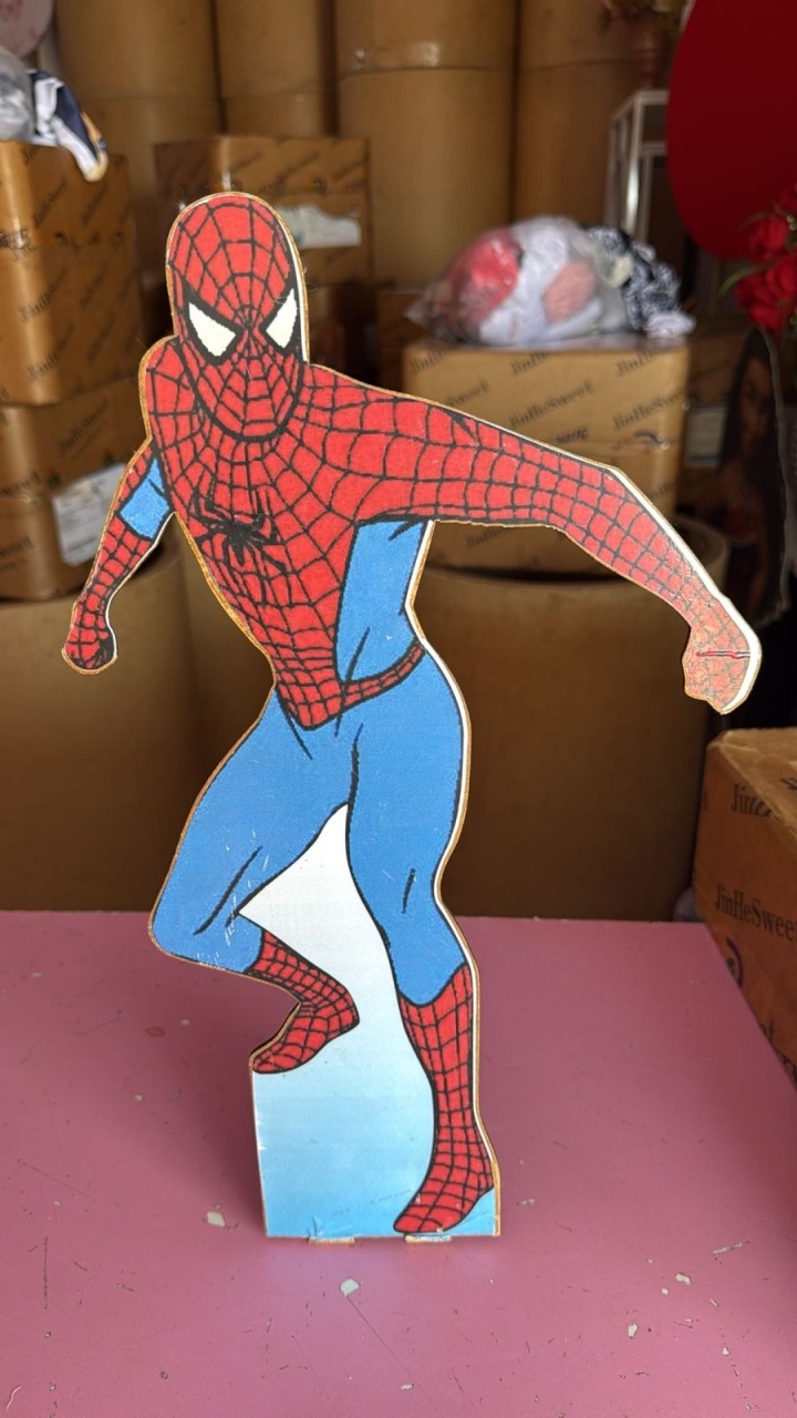 Display Homem Aranha  - suh pegue monte 