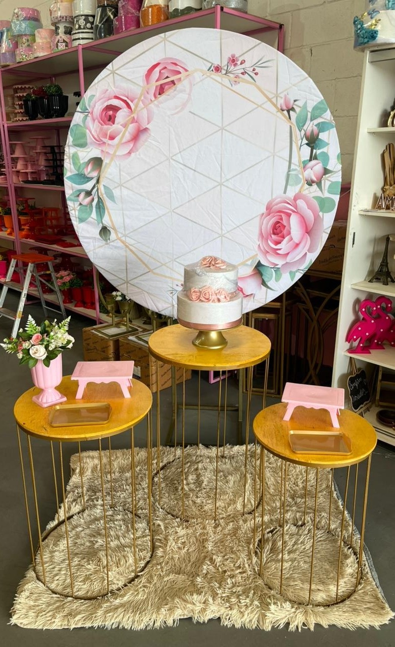 Flores Claras - 1,30Cm + Mesa Bj Douradas  - suh pegue monte 