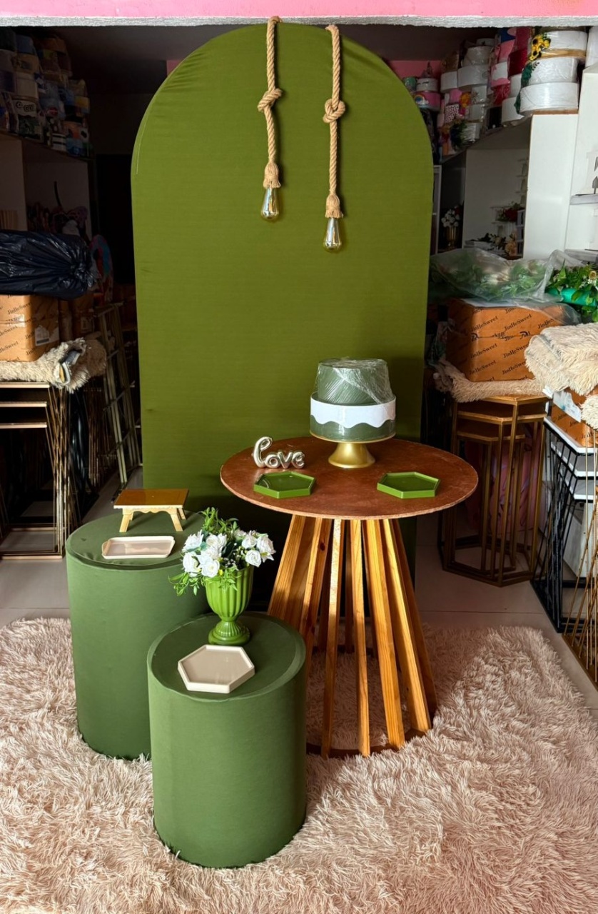 Romano Verde Musgo  + Rustica G  + Corda de Luz - suh pegue monte 