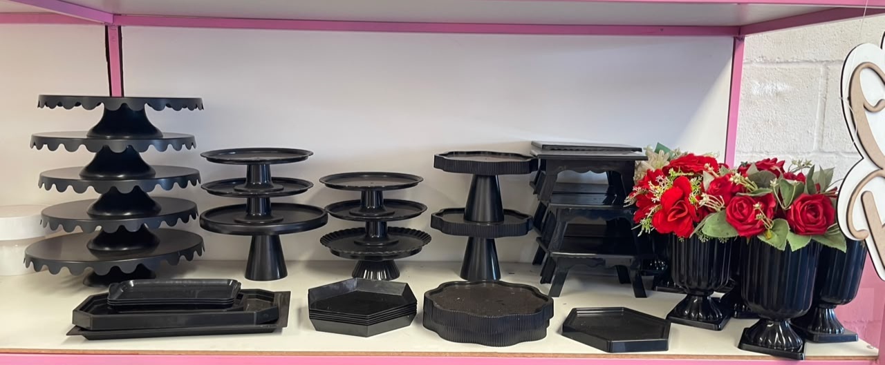 Bandeijas de Doces Preto - suh pegue monte 