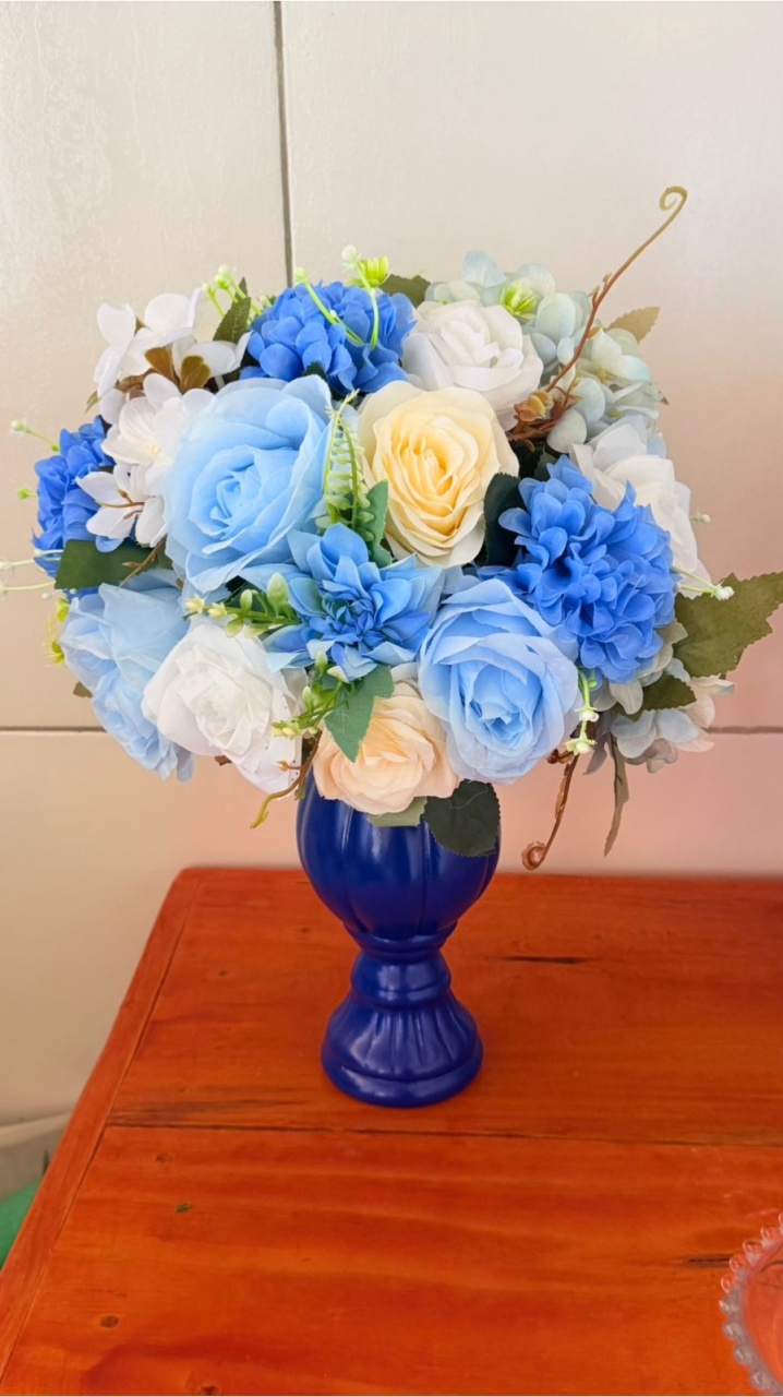Vaso Ceramica Azul + Arranjo Azul Claro - suh pegue monte 