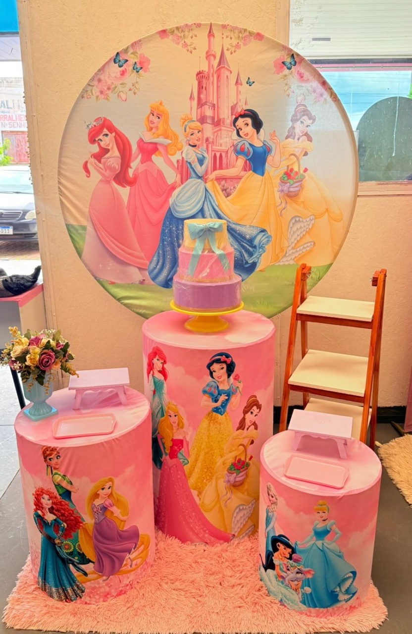 Princesas 1 + Cilindro Personalizado + Escadinha - suh pegue monte 