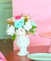 Vaso Branco + Arranjo de Mesa Rosa E Verde Agua  - suh pegue monte 