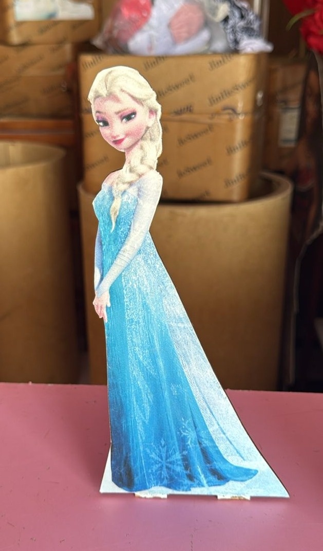Display Elsa (Frozen) - suh pegue monte 