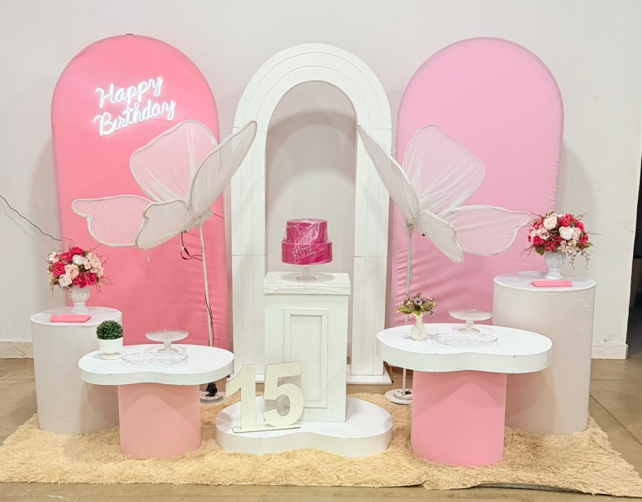 Romano Rosa Bebe + Portal Com Asas de Led - suh pegue monte 