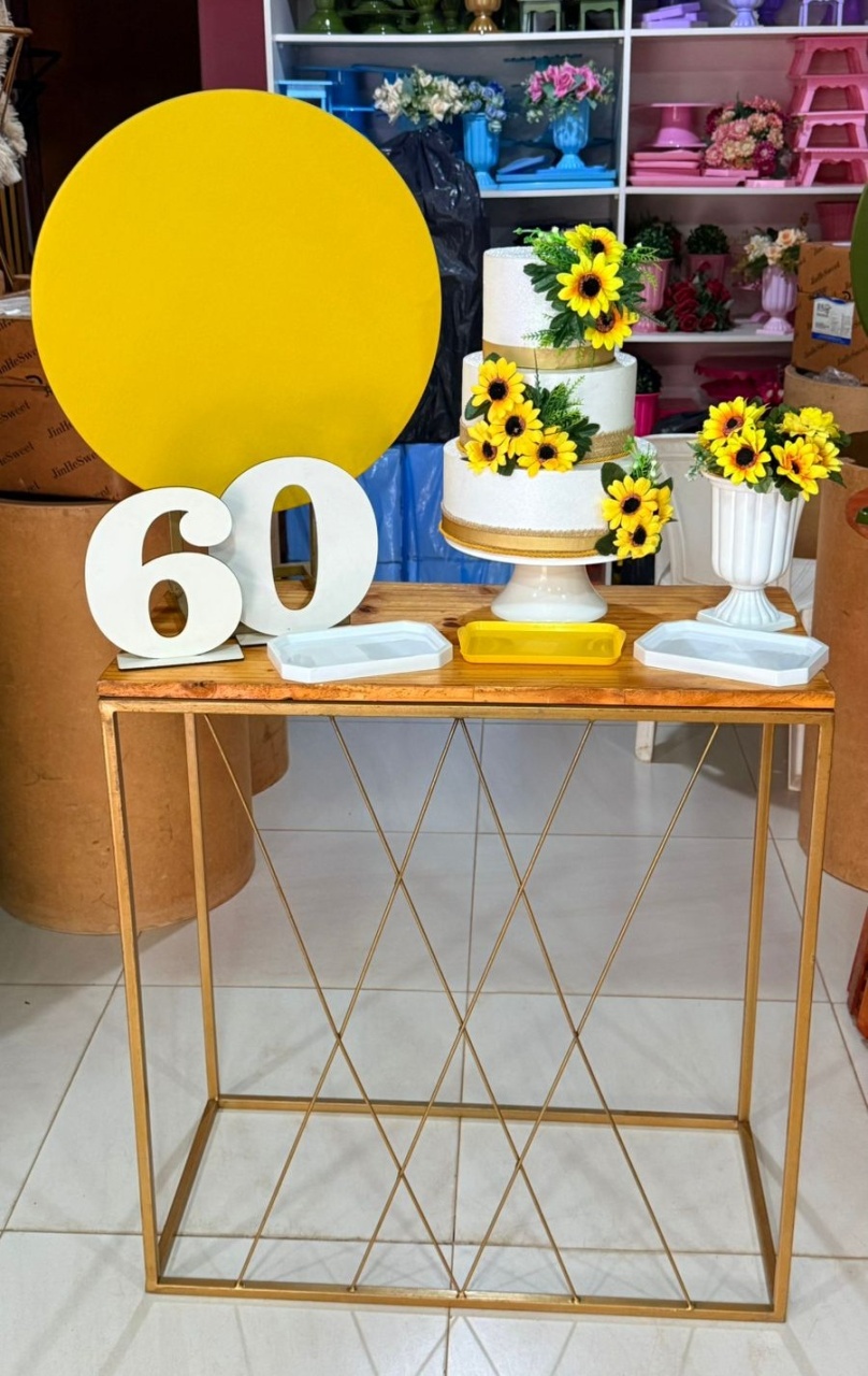 Festa Na Mesa Amarelo Girassol + Mesa G   - suh pegue monte 