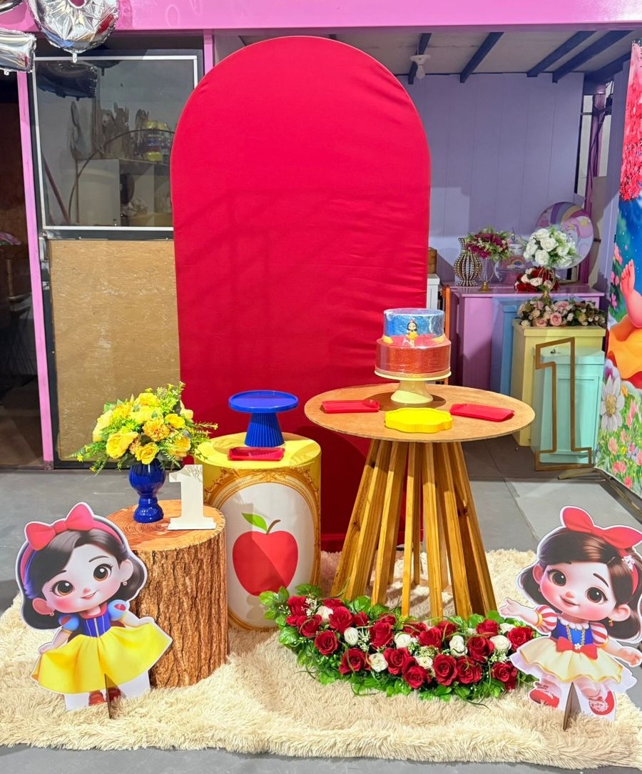 Romano Vermelho+ Rustica G + Arranjo (Branca de Neve Cute) - suh pegue monte 