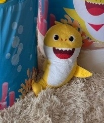 Urso Tubarão Amarelo ( Baby Shark) - suh pegue monte 