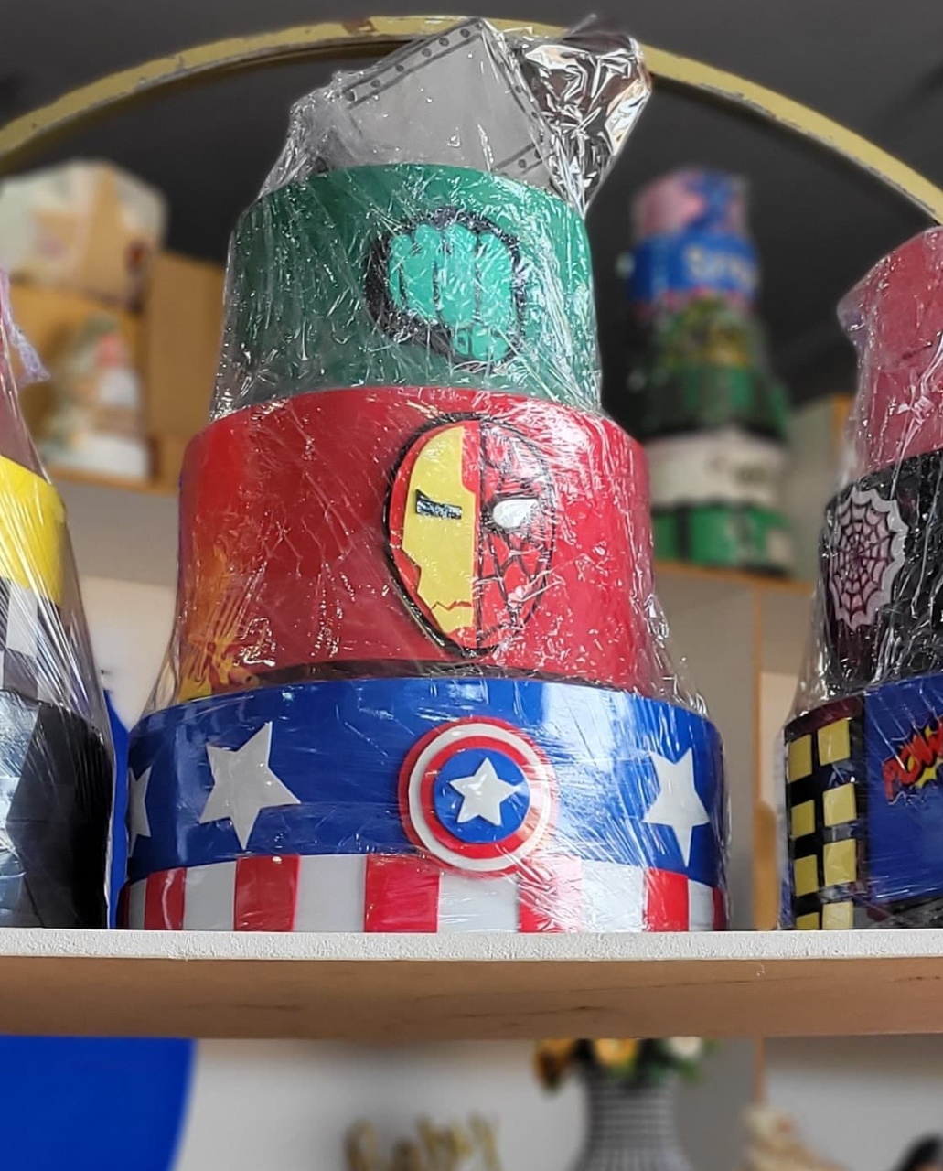 Bolo Fake Vingadores - suh pegue monte 