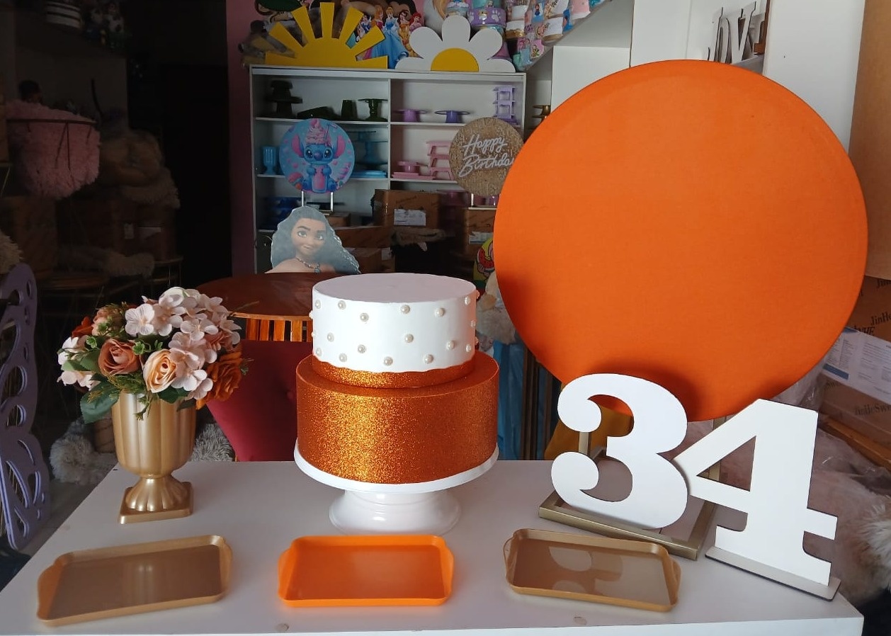 Festa Na Mesa Laranja + Dourado  ( Sem Mesa) - suh pegue monte 