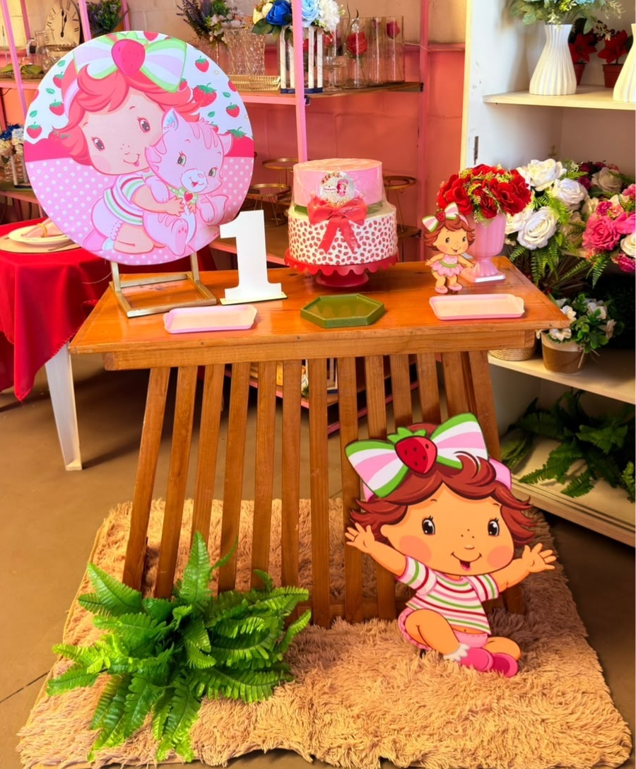 Festa Na Mesa Moranguinho Baby + Mesa Rustica 5 + Display G - suh pegue monte 
