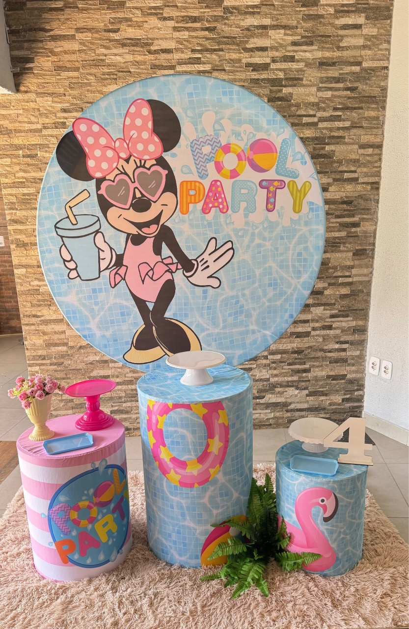 Minnie Pool Party - suh pegue monte 