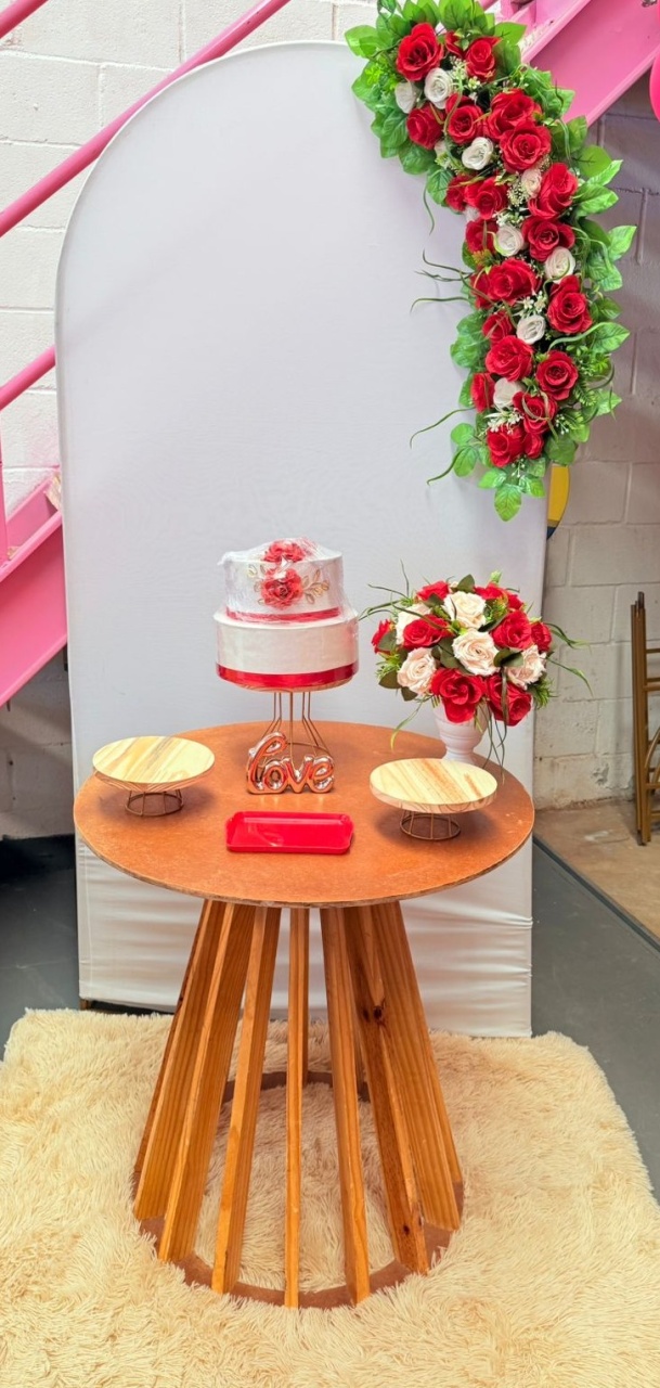 Romano Branco + Rustica G + Arranjo Vermelho  - suh pegue monte 
