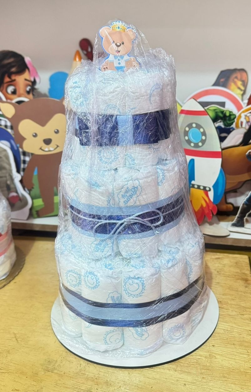 Bolo Fake Fralda Azul 3 Andar - suh pegue monte 