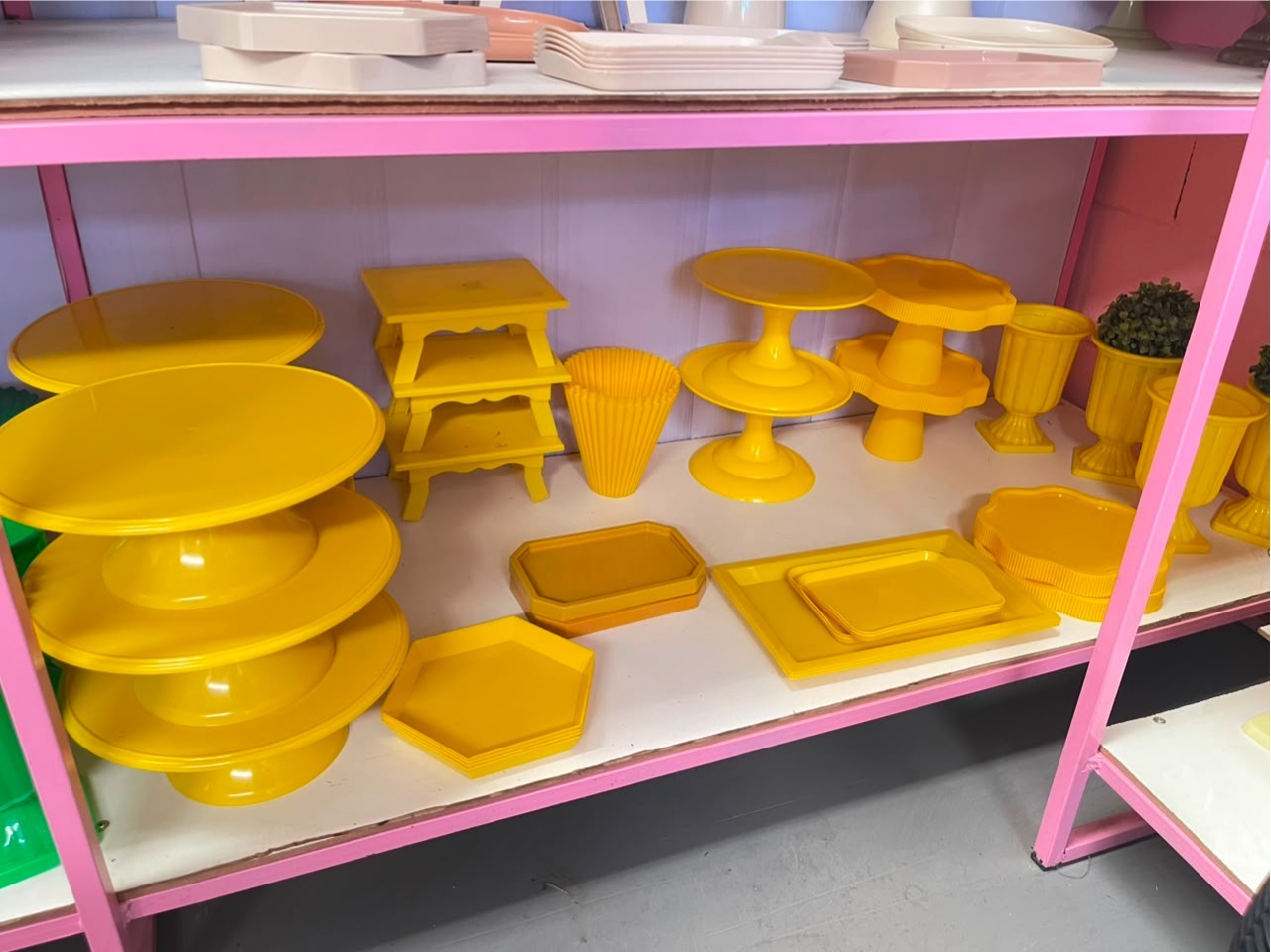 Bandeijas de Doces Amarelo - suh pegue monte 