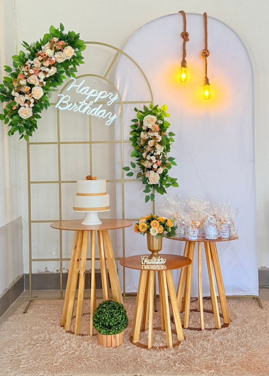 Painel Janela + Romano Branco E Led Happy - suh pegue monte 