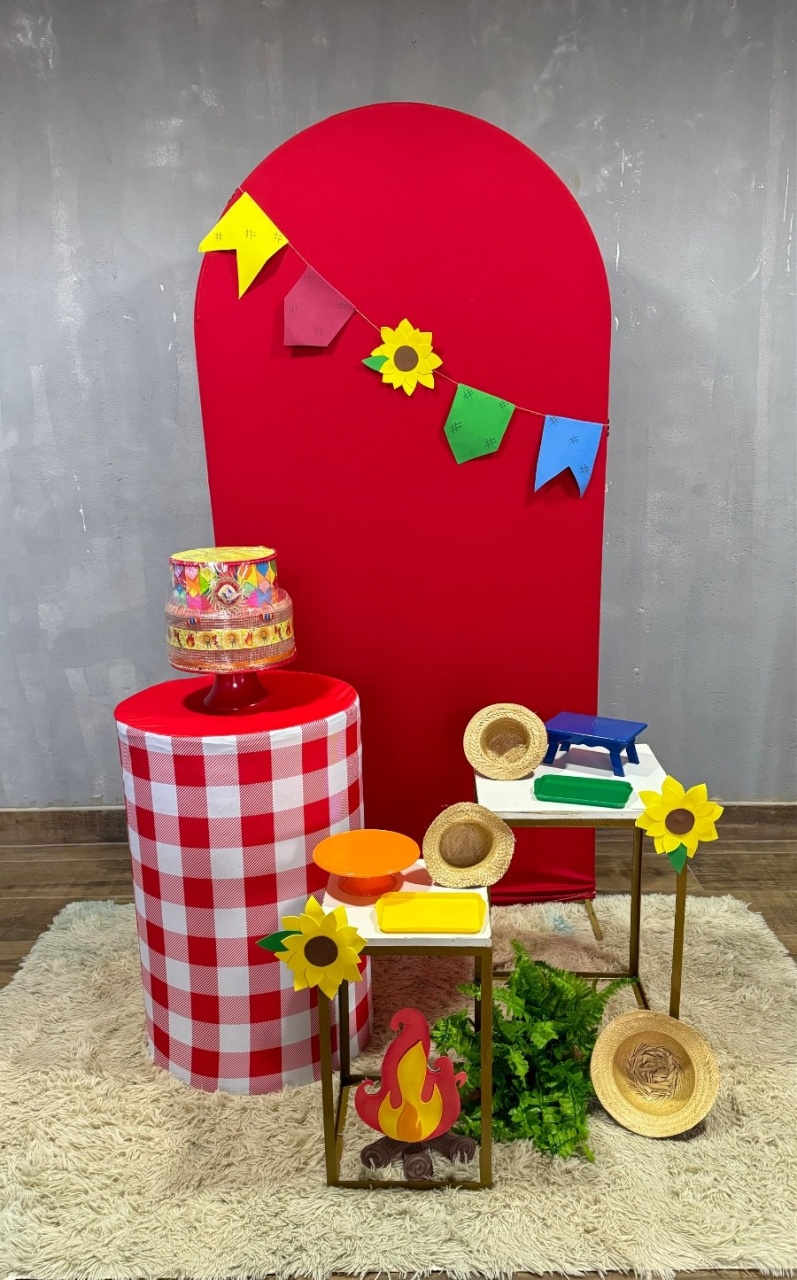 Romano Vermelho Arraial - suh pegue monte 