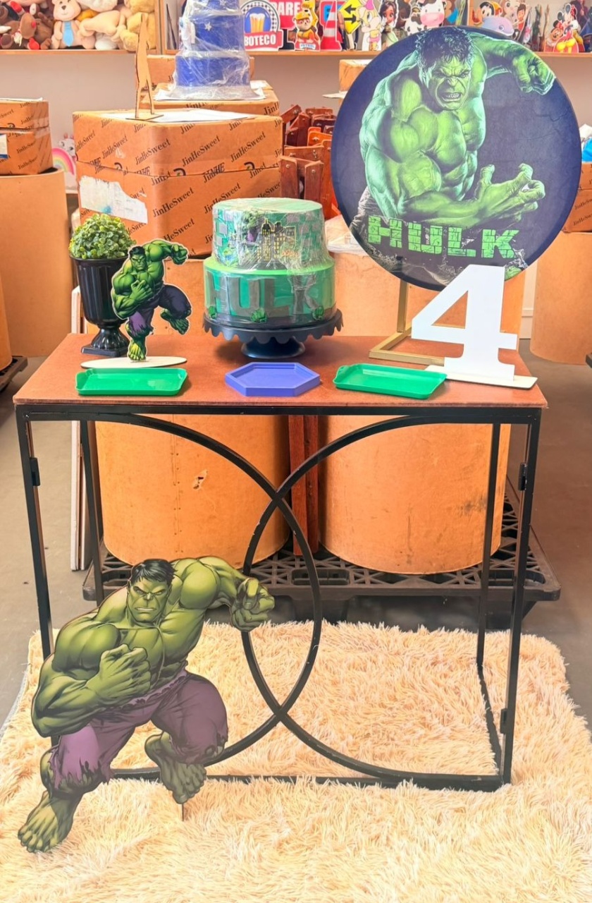 Festa Na Mesa Hulk (Com Mesa)  - suh pegue monte 