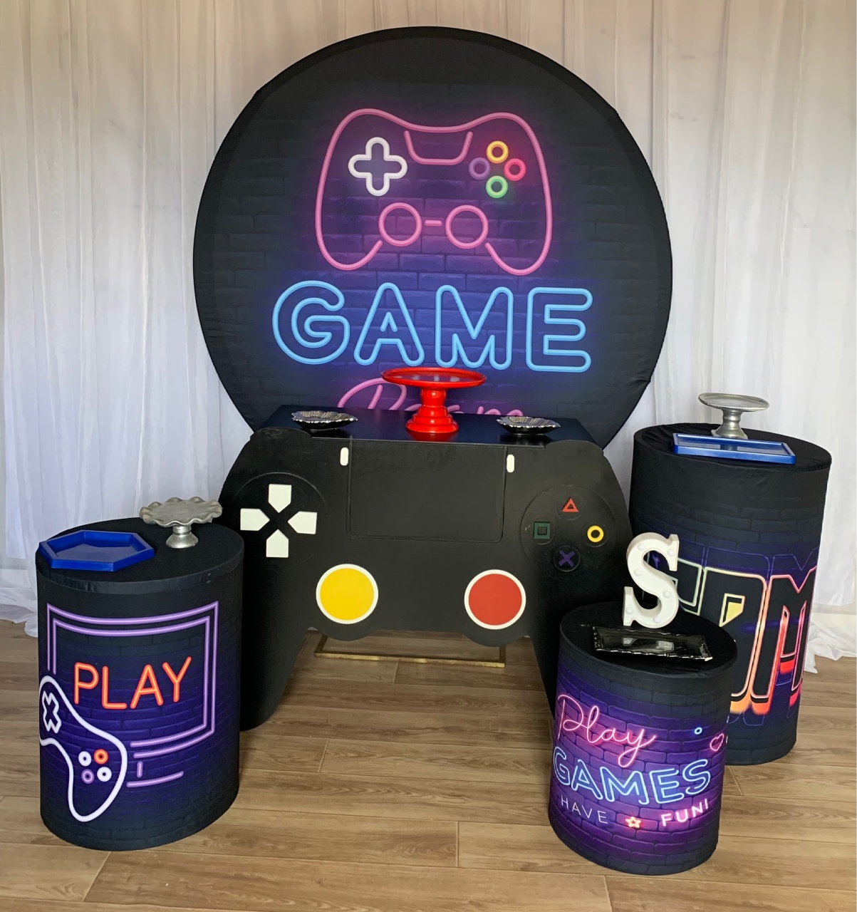 Kit Ouro Game - AMORETTO LOCAÇÕES