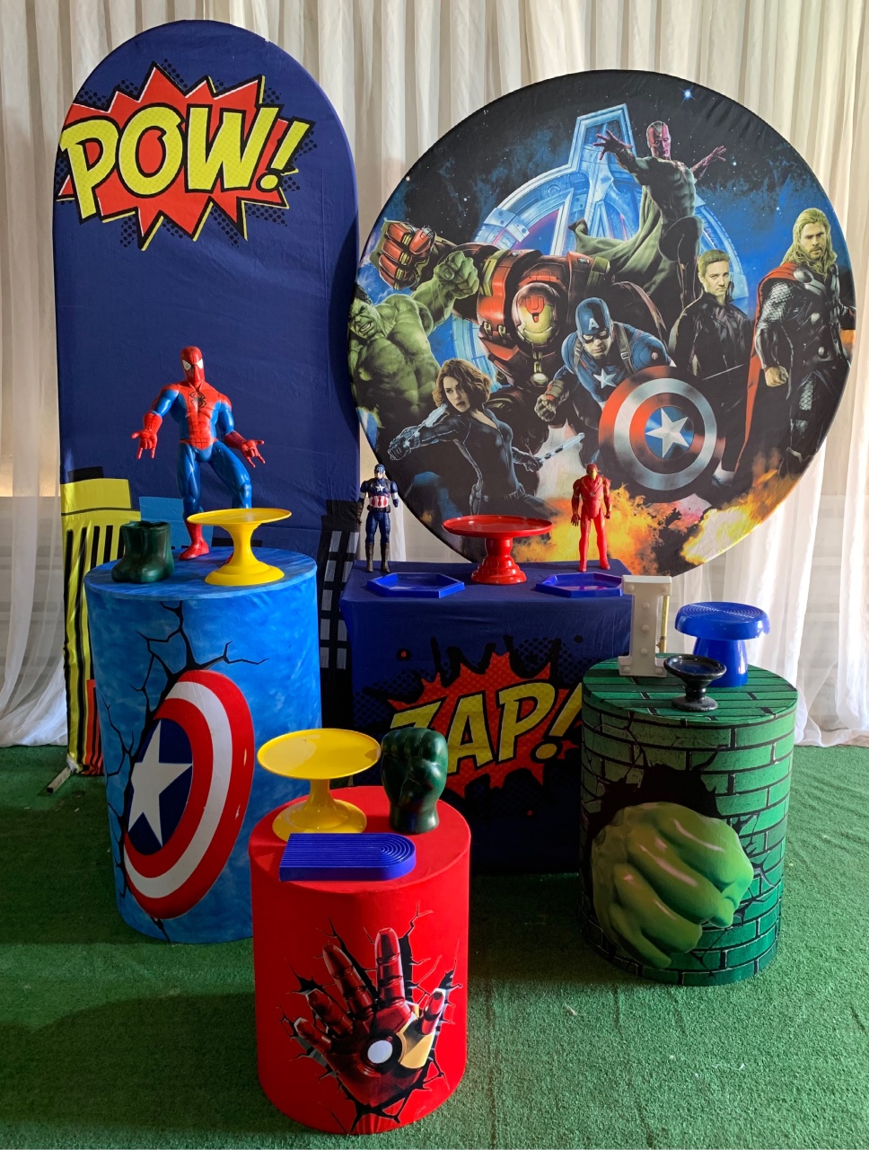 Kit Diamante Vingadores - AMORETTO LOCAÇÕES