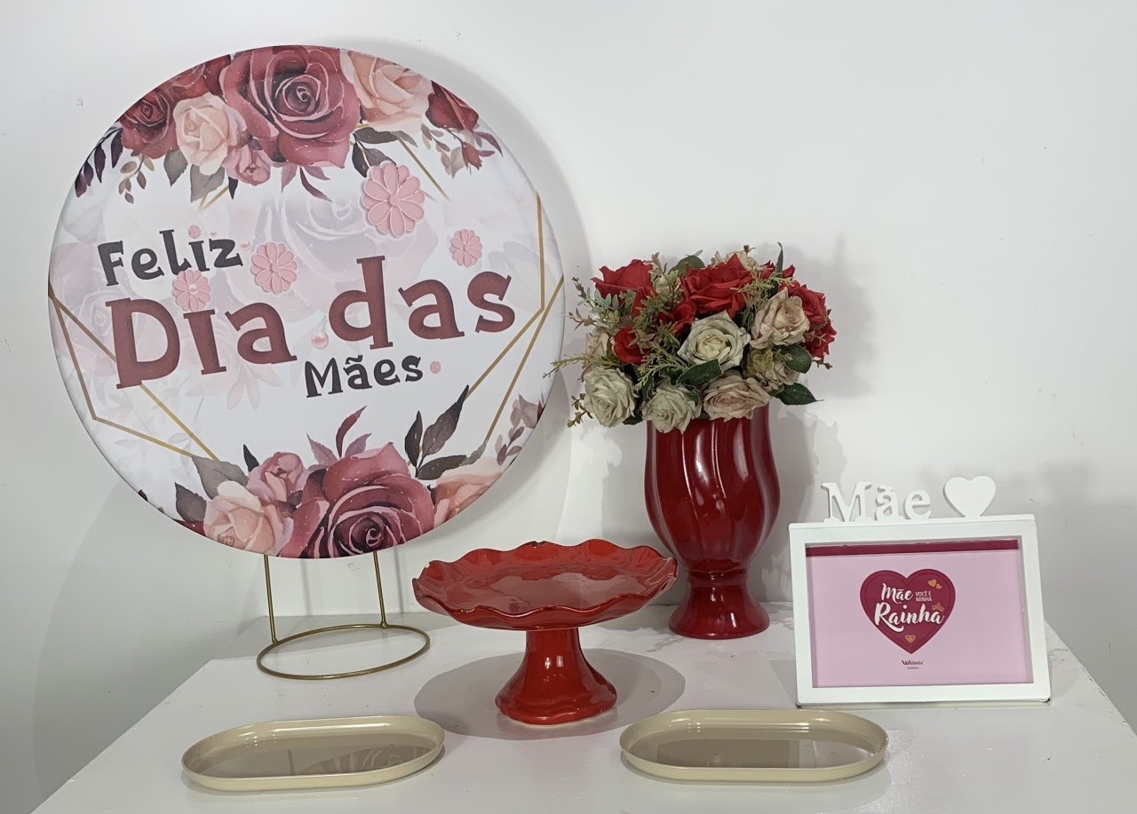 Festa Na Mesa Dia das Mães 2 - AMORETTO LOCAÇÕES